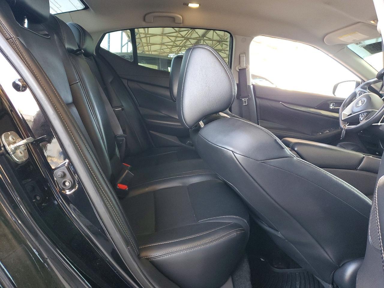 2019 Nissan Maxima - zdjęcie 10