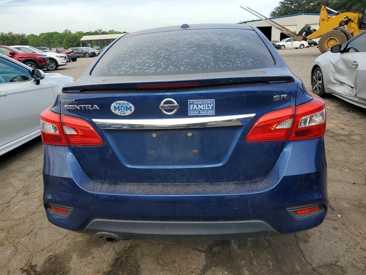 2019 Nissan Sentra Sr - zdjęcie 6