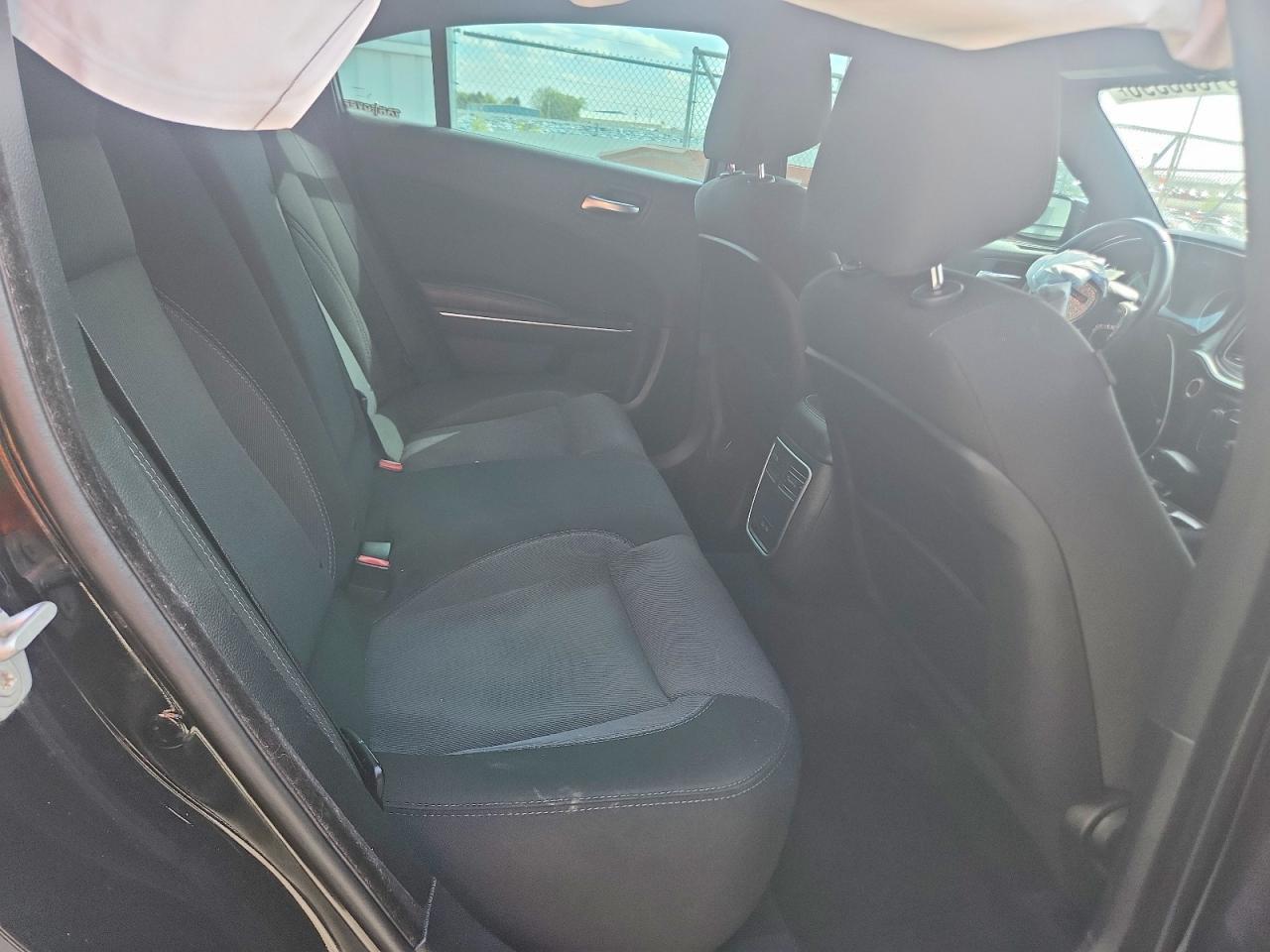 2016 Dodge Charger Se - zdjęcie 10