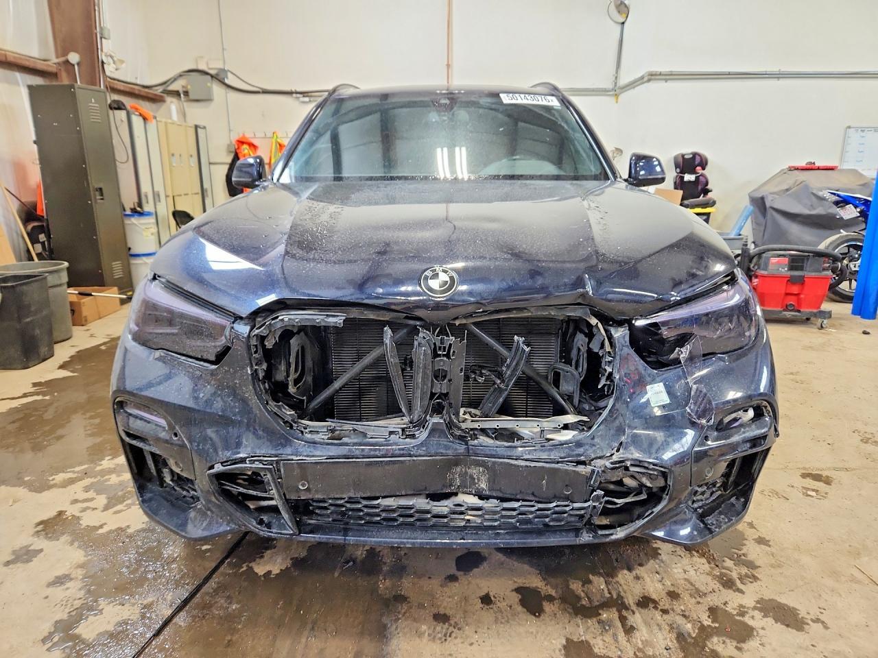 2021 BMW X5 xDrive40I - zdjęcie 5