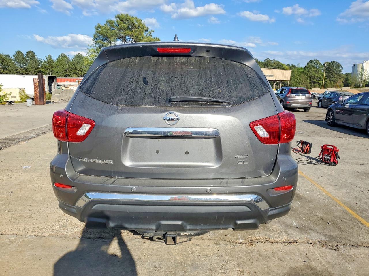 2020 Nissan Pathfinder Sl - zdjęcie 6