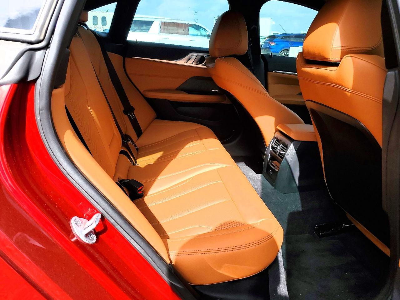 2025 BMW M440Xi Gran Coupe - zdjęcie 10
