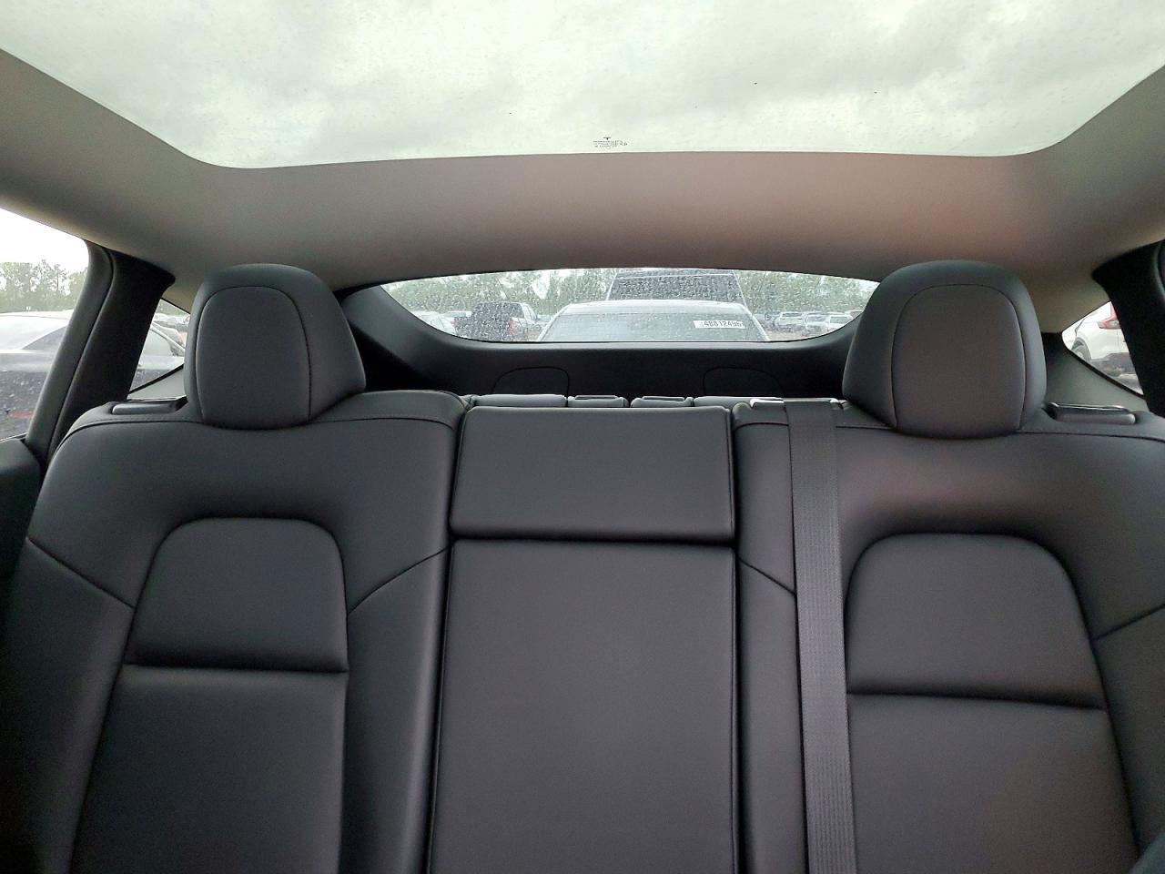 2021 Tesla Model Y - zdjęcie 10