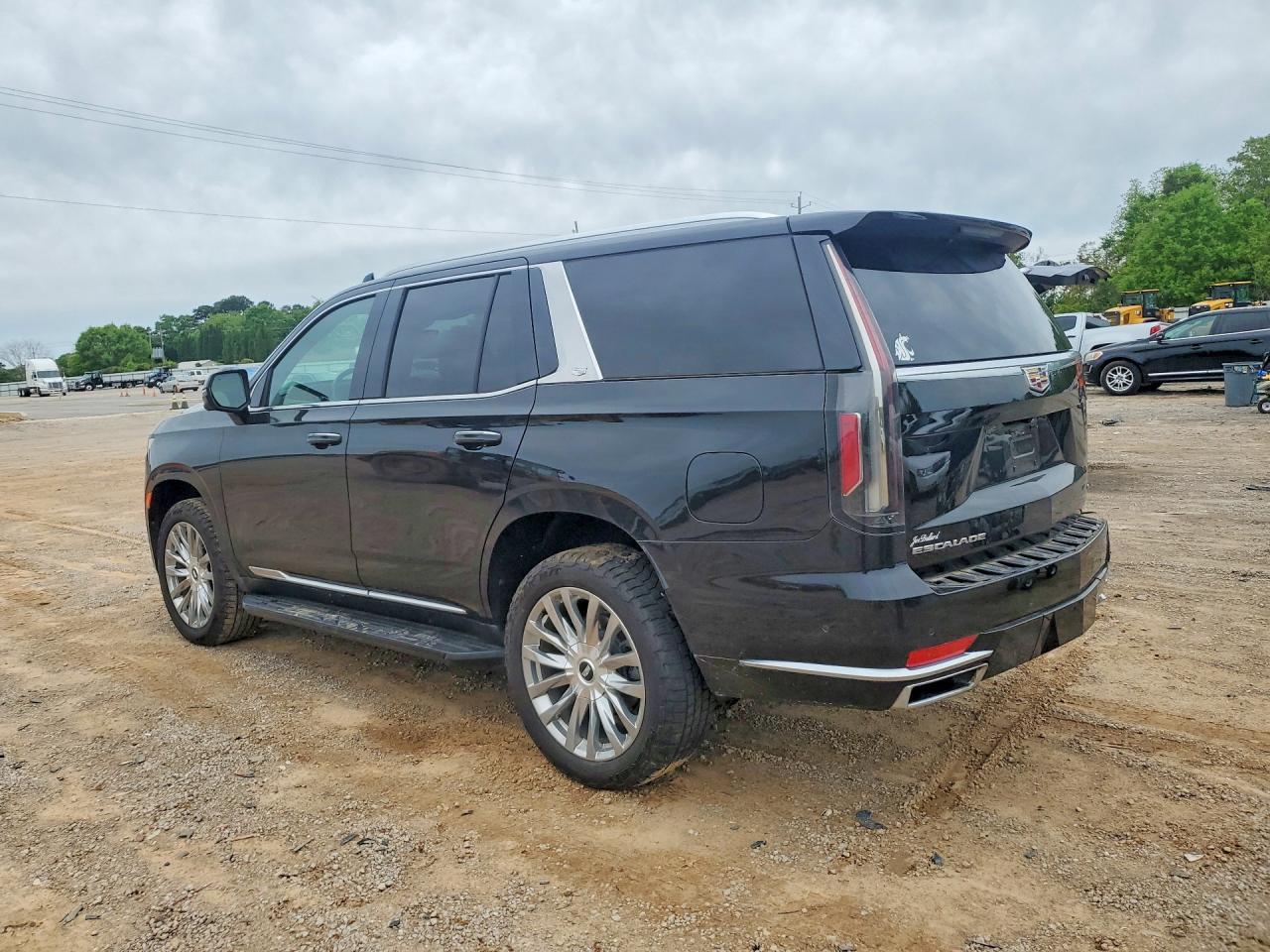 2021 Cadillac Escalade Premium Luxury - zdjęcie 2