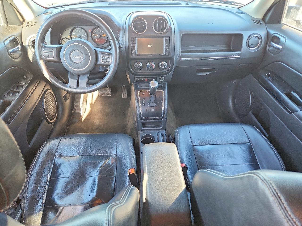 2016 Jeep Patriot Latitude - zdjęcie 8