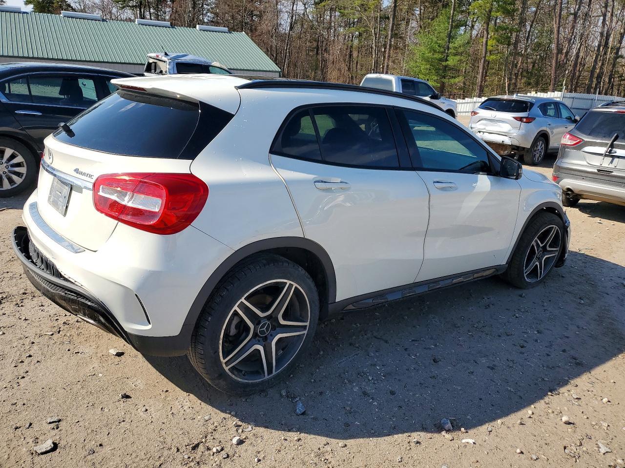 2017 Mercedes-Benz Gla 250 4Matic - zdjęcie 3
