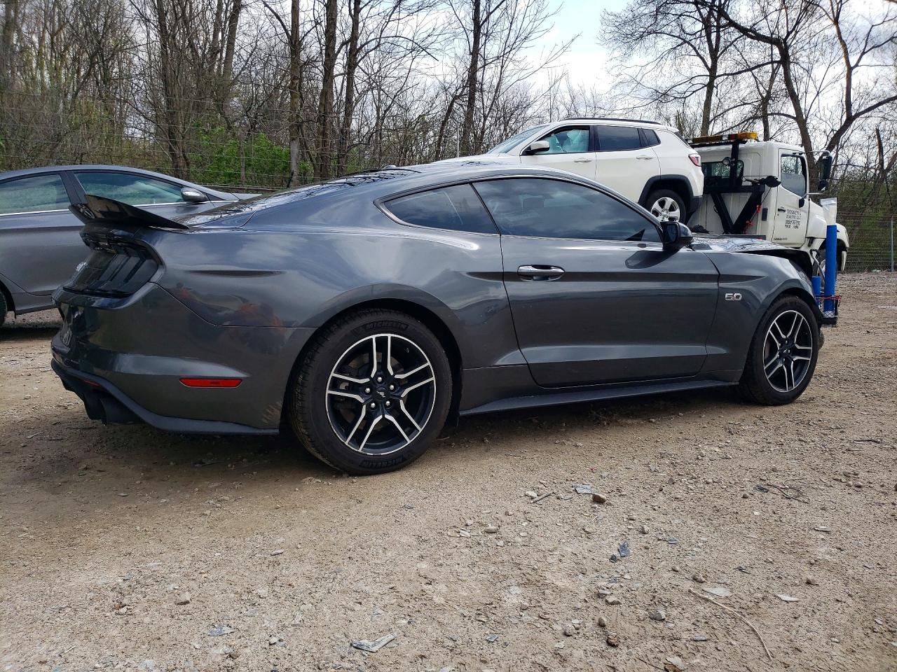 2020 Ford Mustang Gt - zdjęcie 3