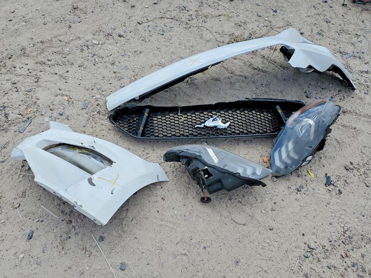 2019 Ford Mustang Gt - zdjęcie 13