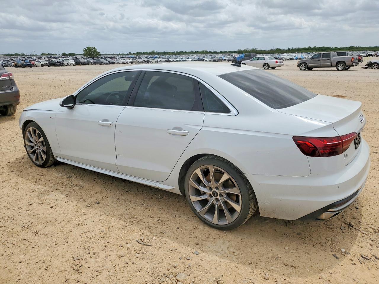 2021 Audi A4 Premium Plus 45 - zdjęcie 2