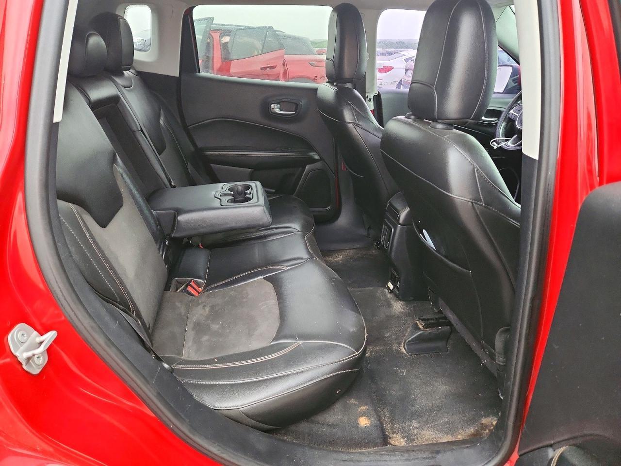 2018 Jeep Compass Latitude - zdjęcie 10