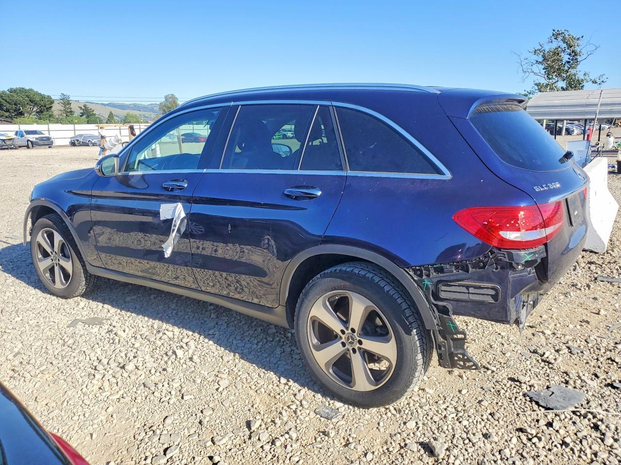 2019 Mercedes-Benz Glc 300 4Matic - zdjęcie 2