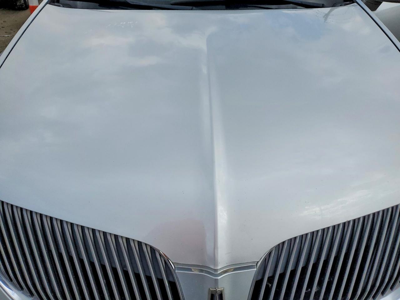 2016 Lincoln Mkt - zdjęcie 12