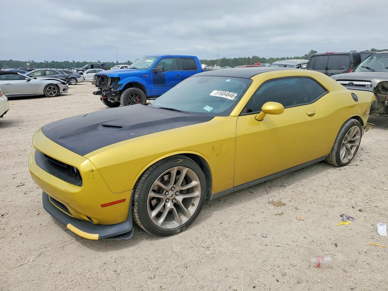 2020 Dodge Challenger Gt - zdjęcie główne