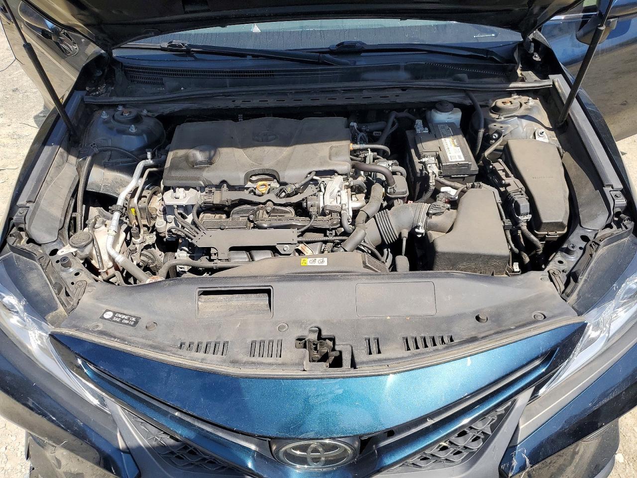 2020 Toyota Camry Se - zdjęcie 11