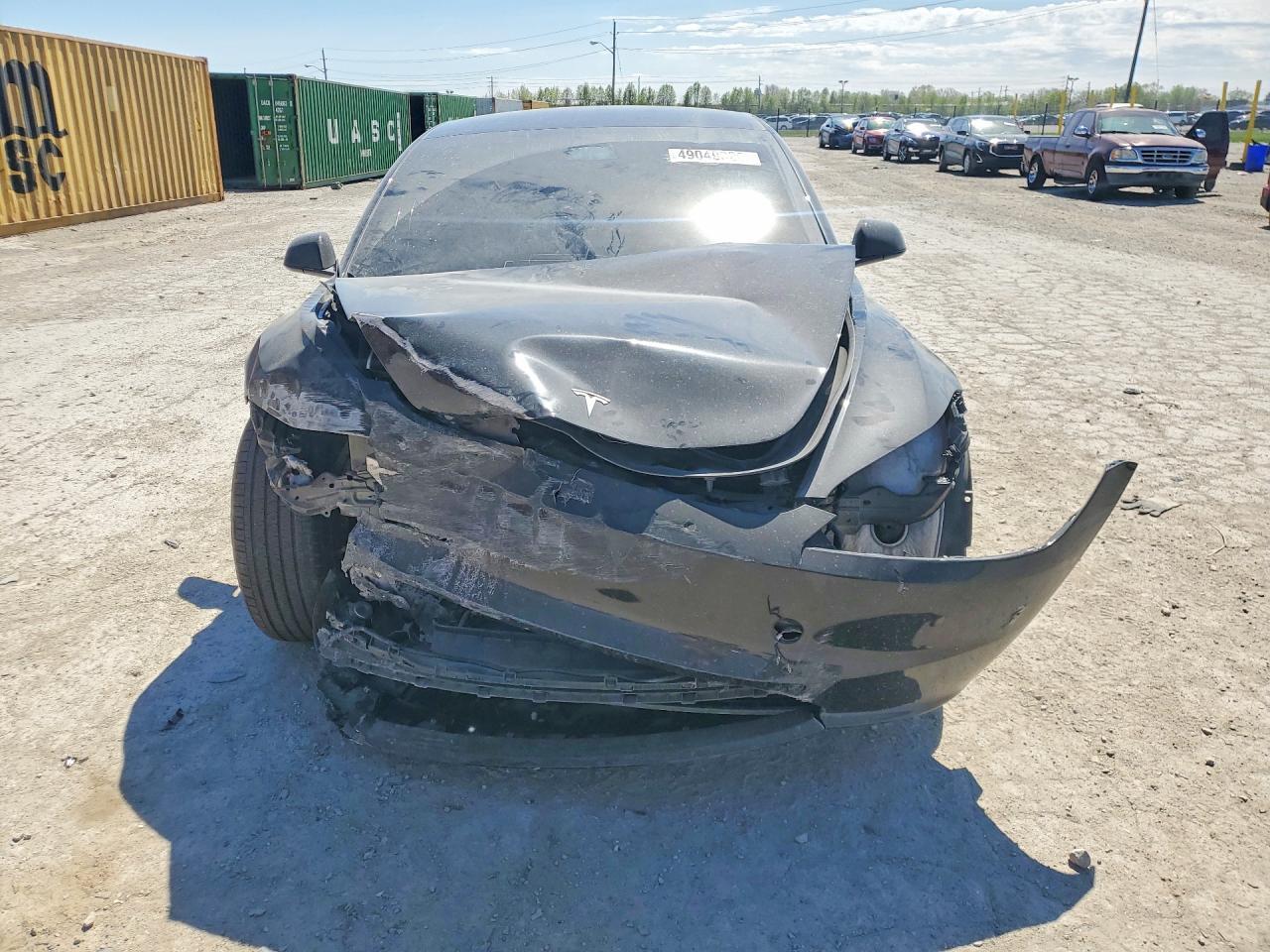 2025 Tesla Model 3 - zdjęcie 5
