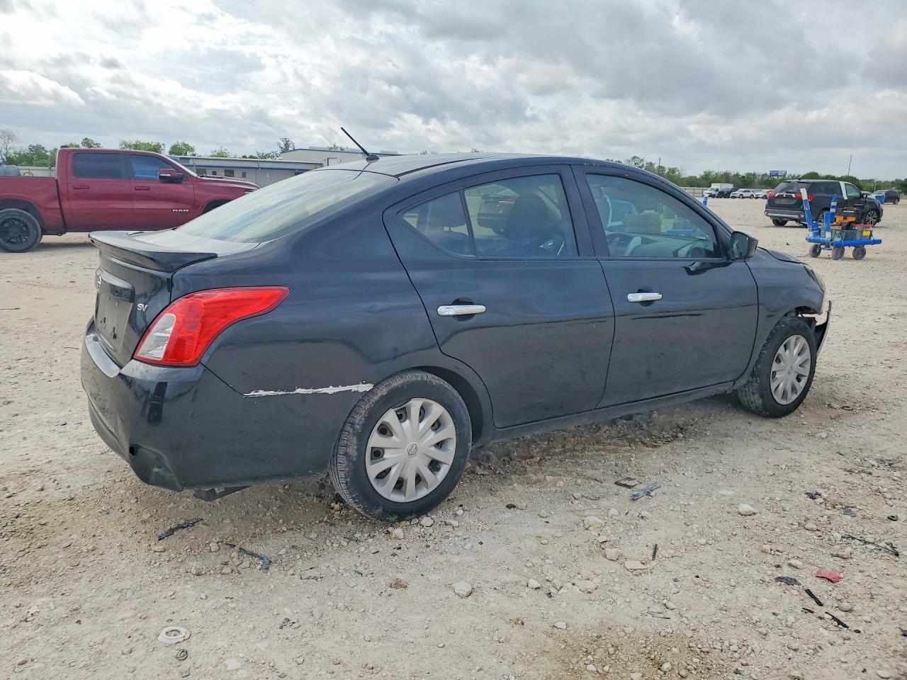 2018 Nissan Versa 1.6 Sv - zdjęcie 3
