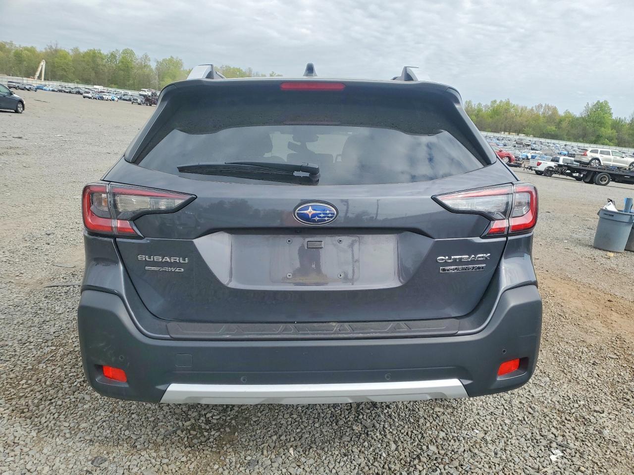 2024 Subaru Outback Touring - zdjęcie 6