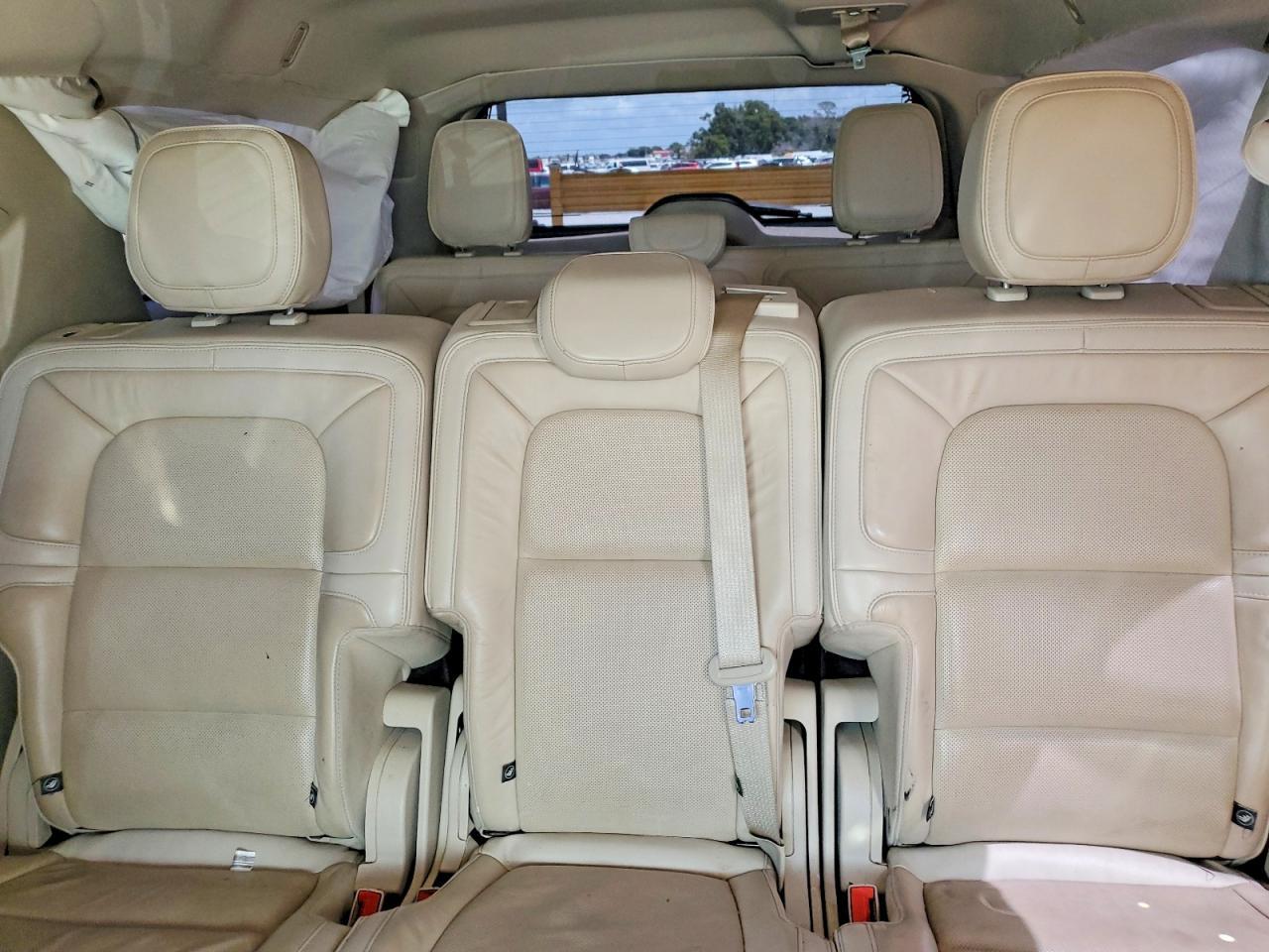 2019 Lincoln Navigator L Reserve - zdjęcie 10