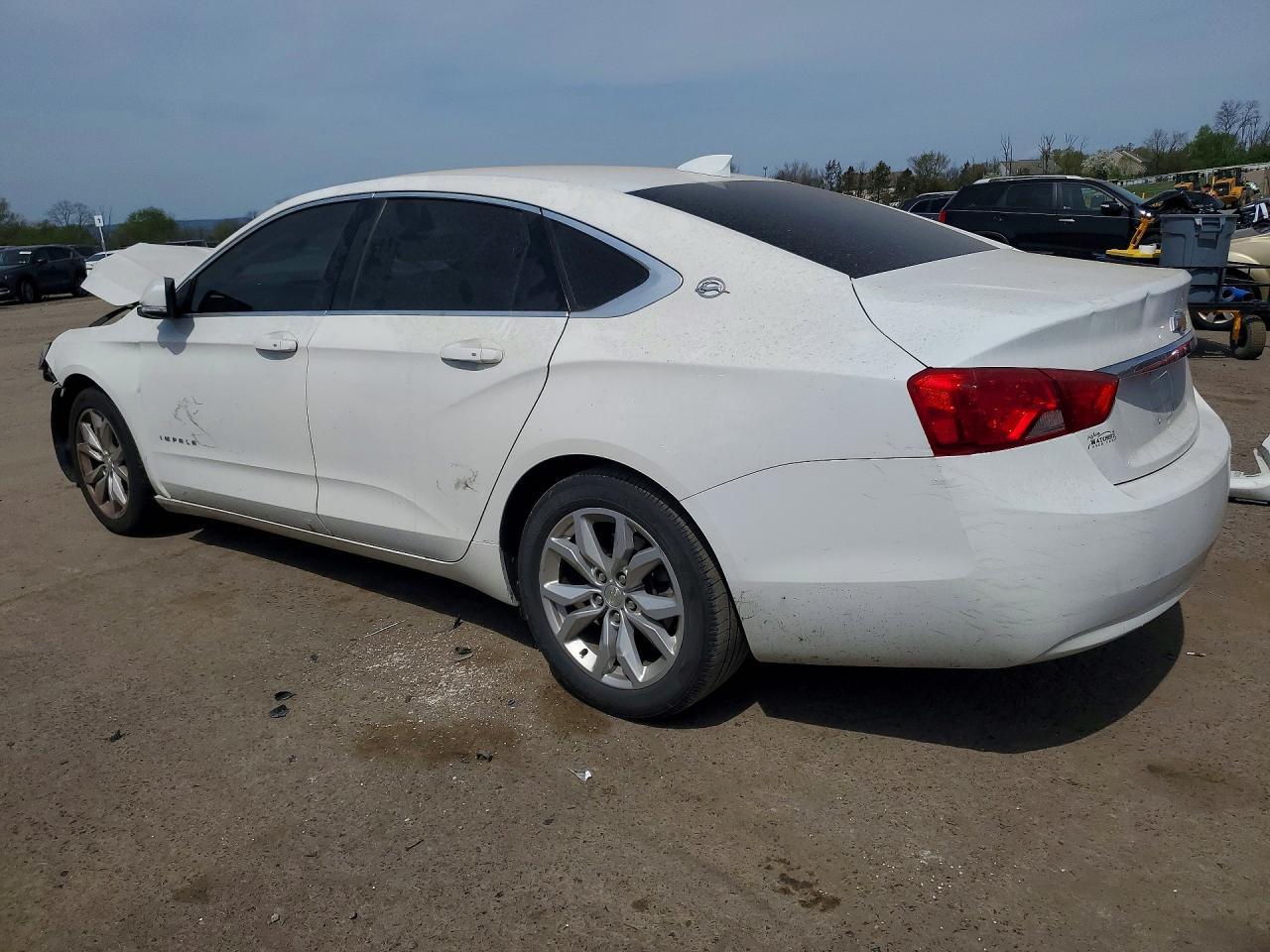 2019 Chevrolet Impala Lt - zdjęcie 2