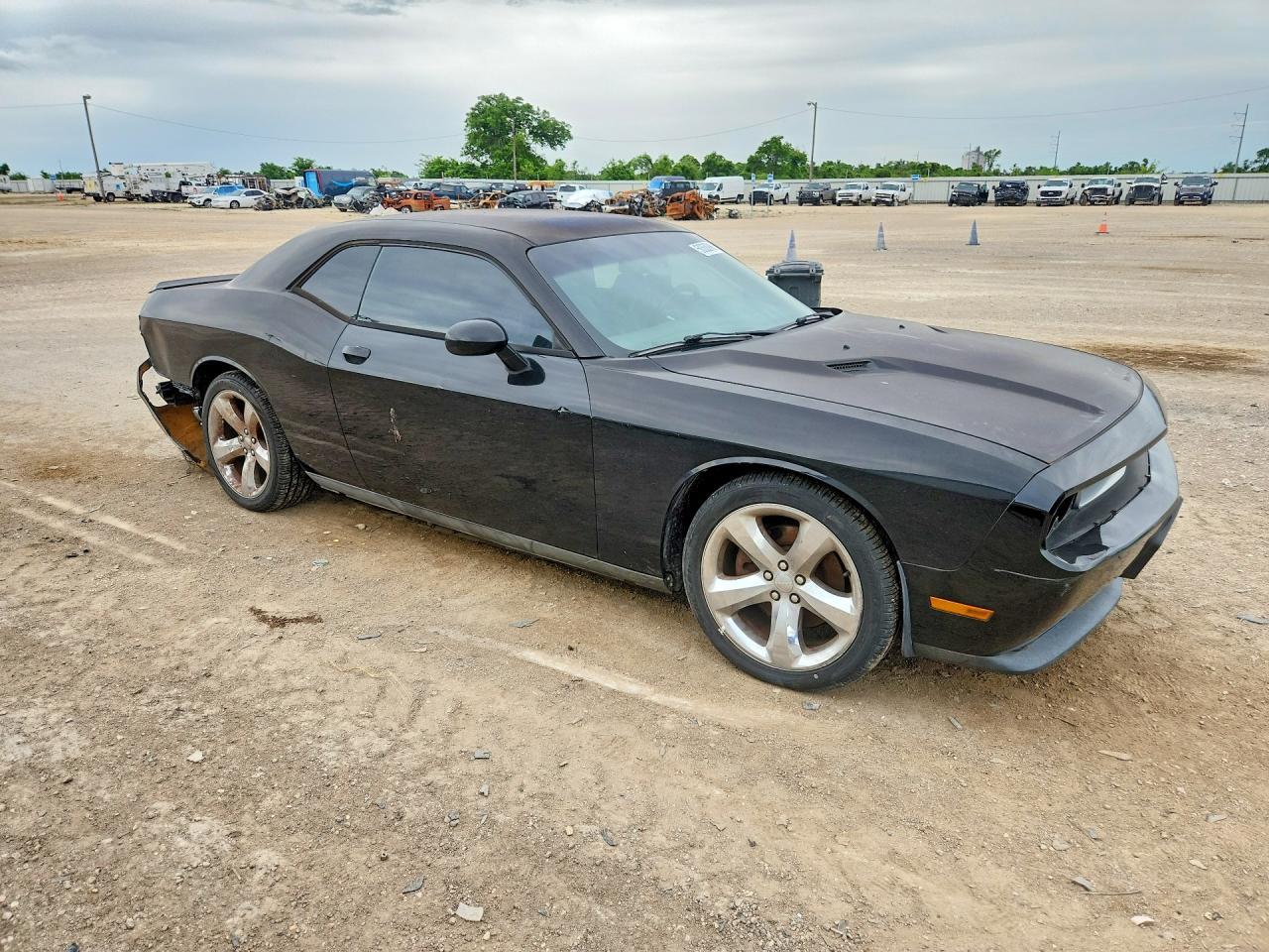 2013 Dodge Challenger Sxt - zdjęcie 4