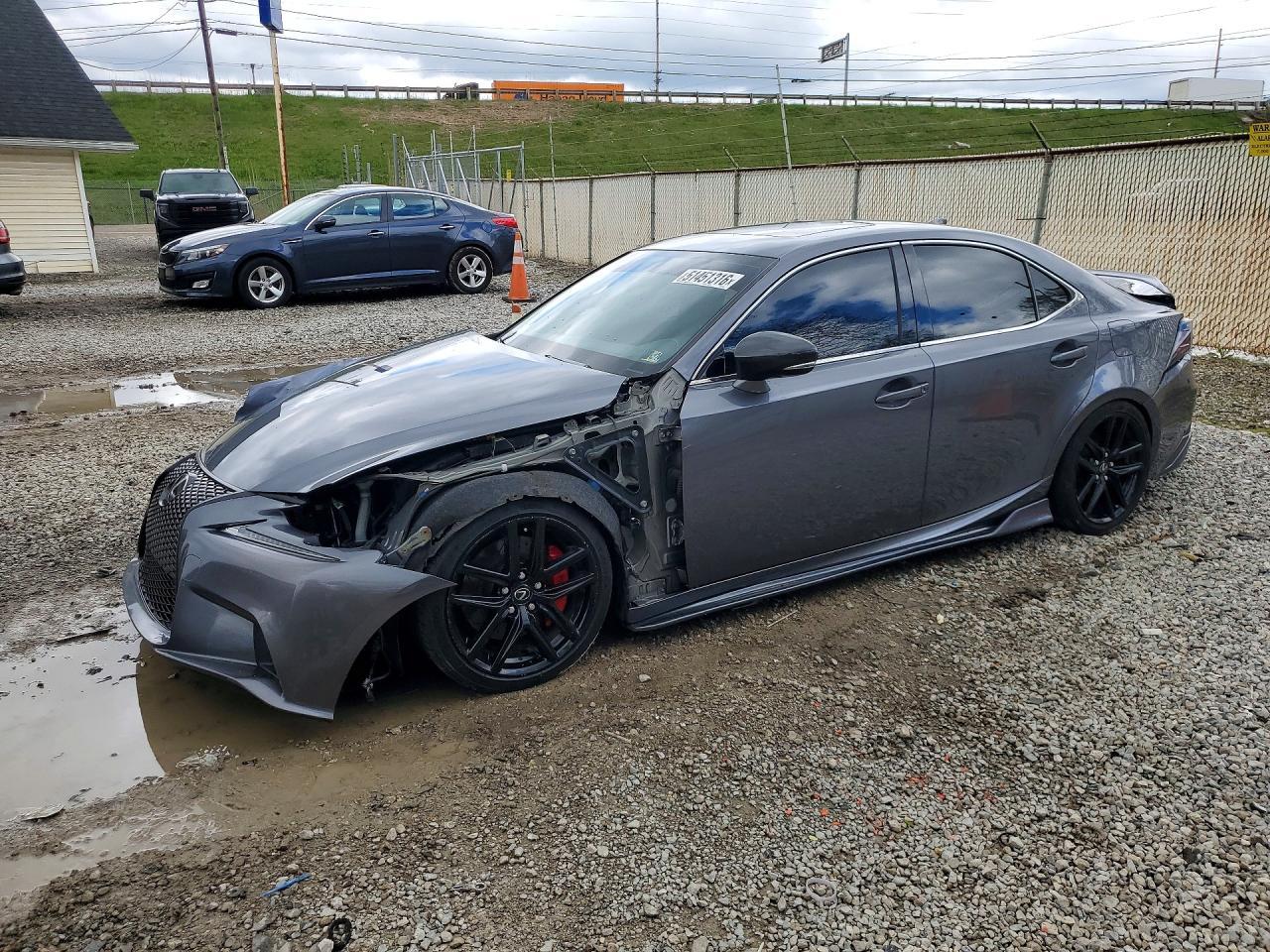 2016 Lexus Is 300 - zdjęcie główne