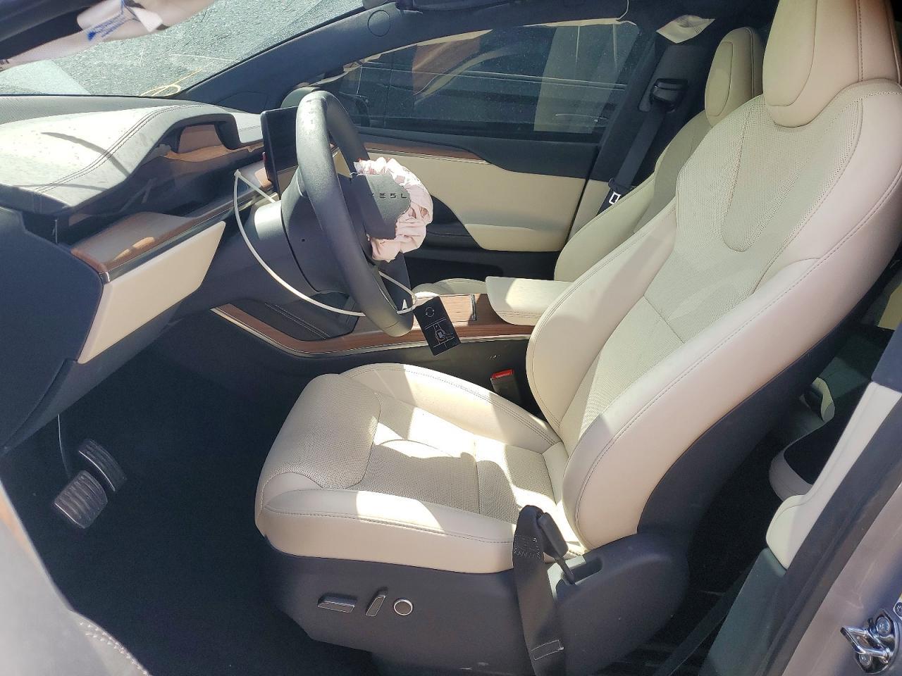 2026 Tesla Model X - zdjęcie 7