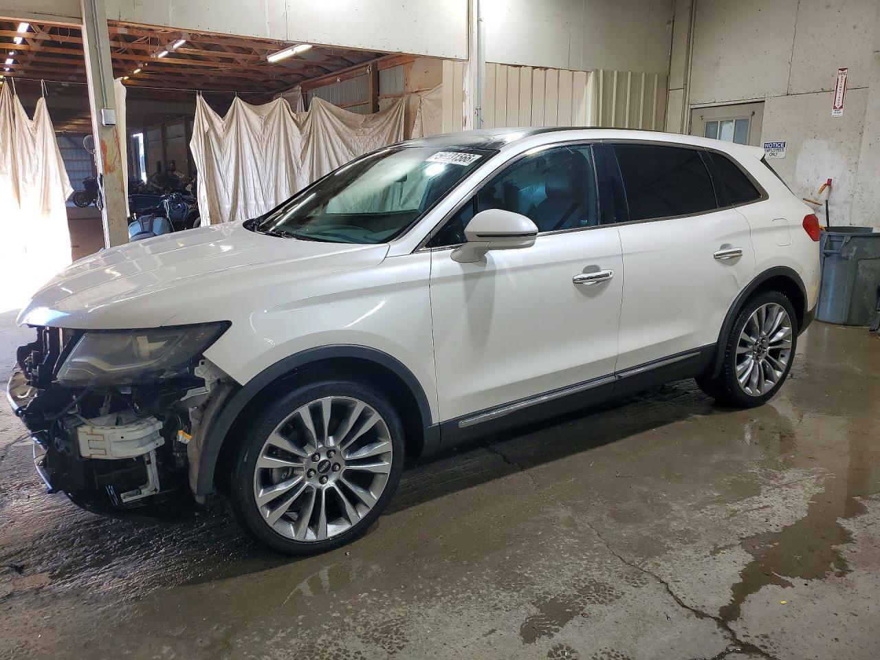 2016 Lincoln Mkx Reserve - zdjęcie główne