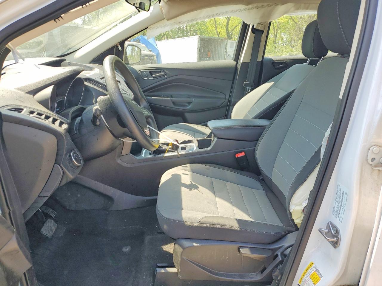2018 Ford Escape S - zdjęcie 7