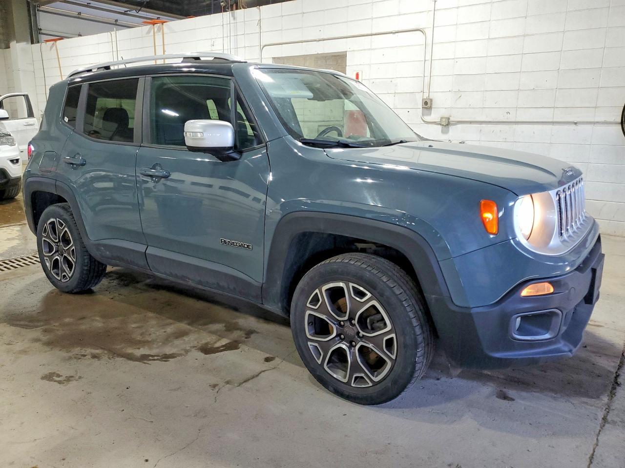 2017 Jeep Renegade Limited - zdjęcie 4