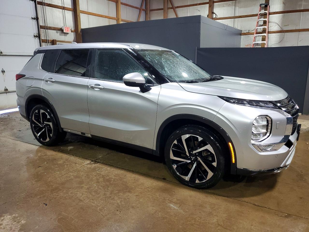 2024 Mitsubishi Outlander Se - zdjęcie 4