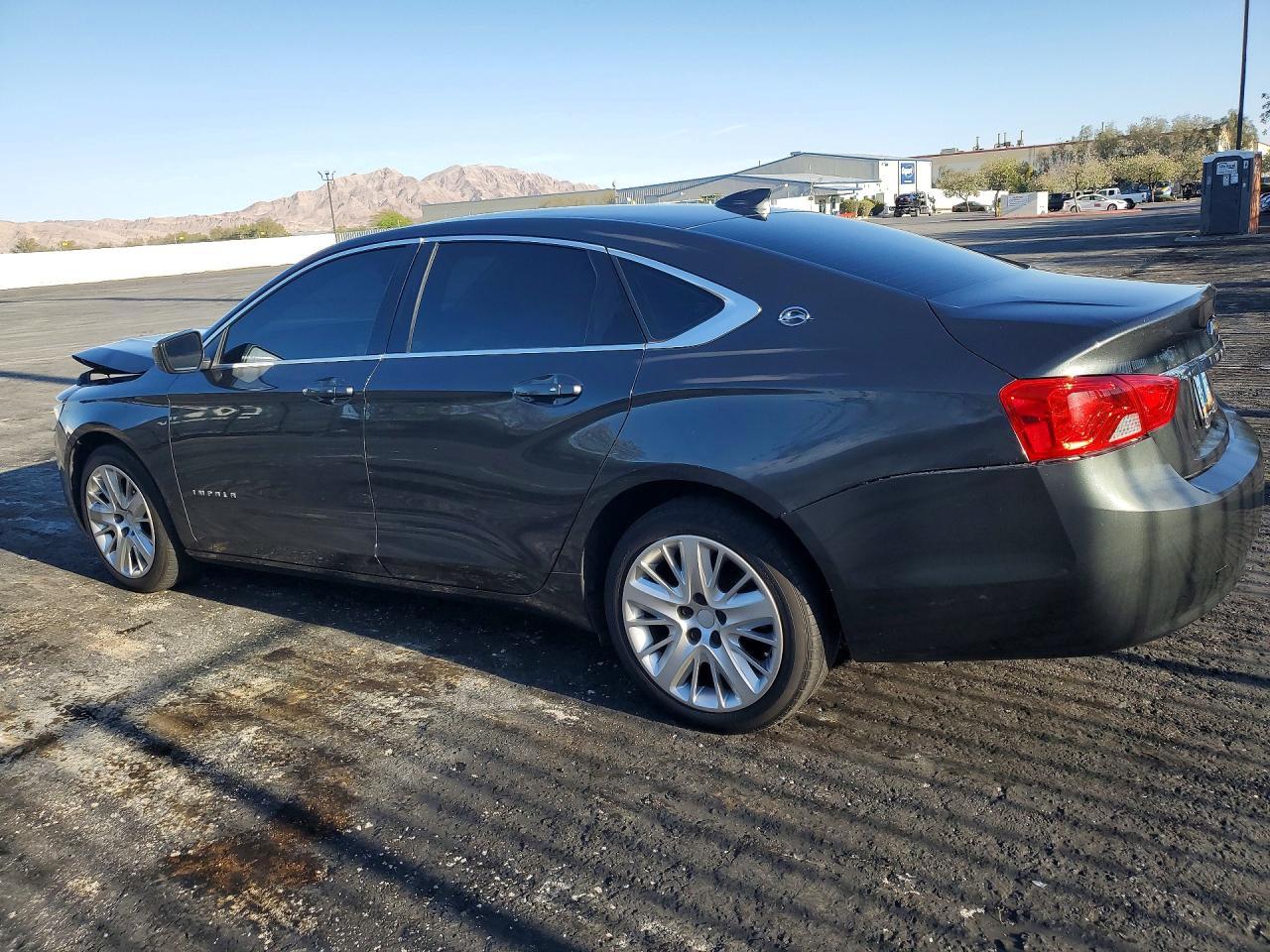 2018 Chevrolet Impala Ls - zdjęcie 2
