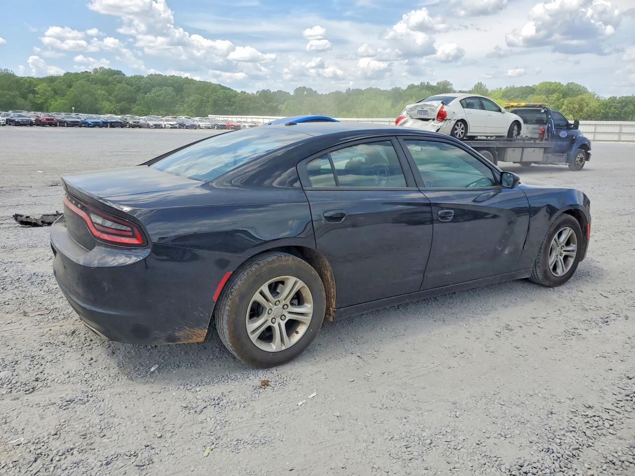 2021 Dodge Charger Sxt - zdjęcie 3