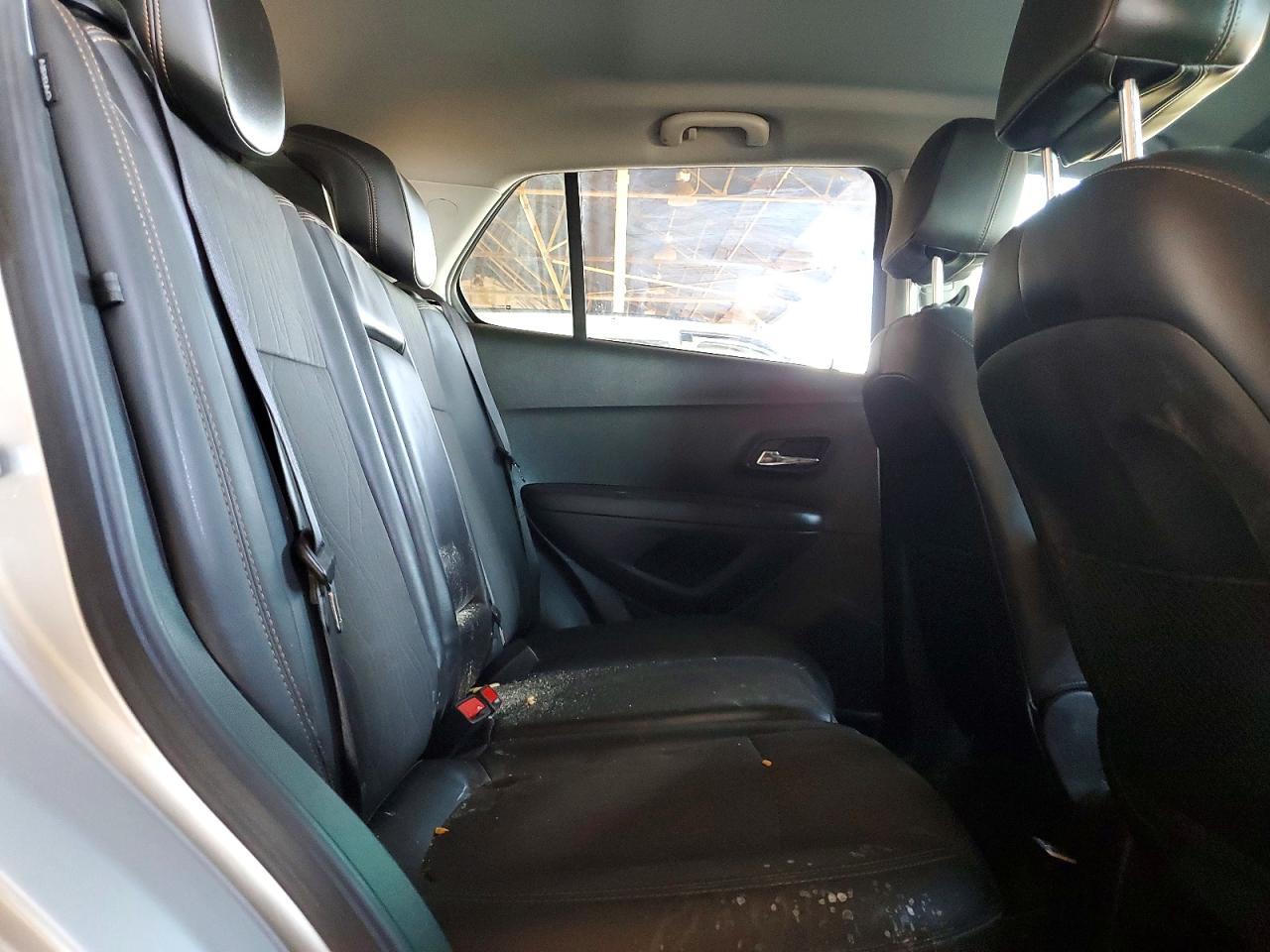 2020 Chevrolet Trax 1Lt - zdjęcie 10