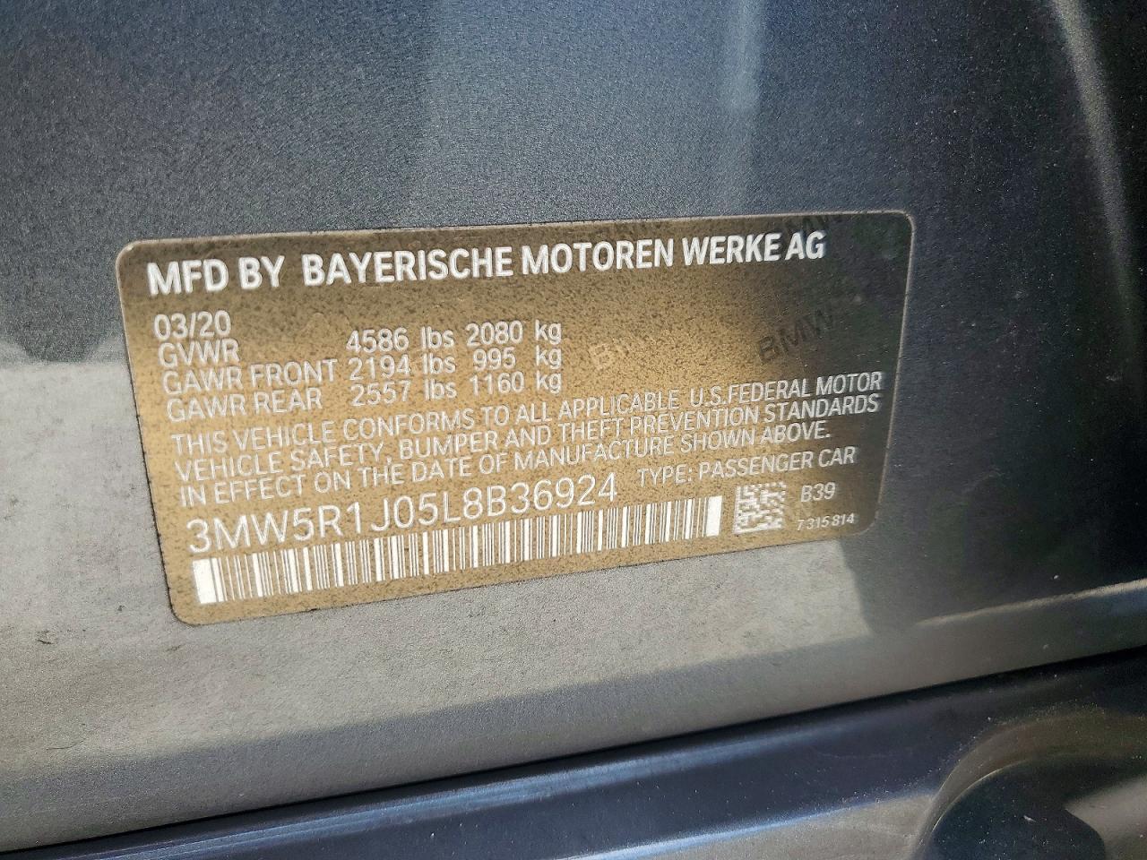 2020 BMW 330I - zdjęcie 12