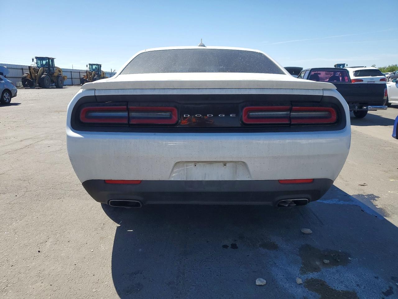 2016 Dodge Challenger Sxt - zdjęcie 6