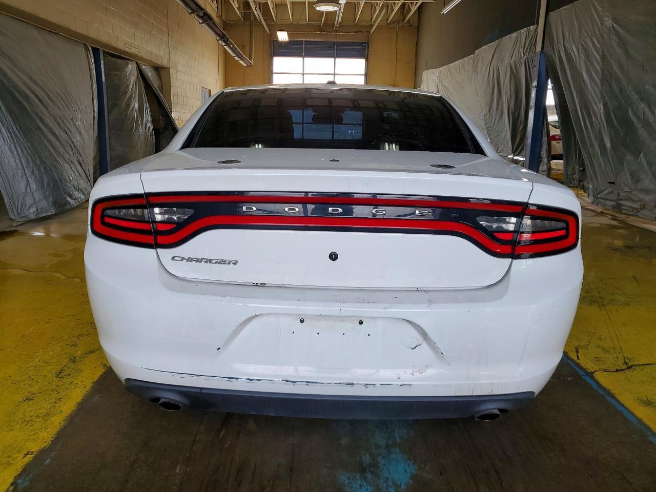 2015 Dodge Charger Police - zdjęcie 6