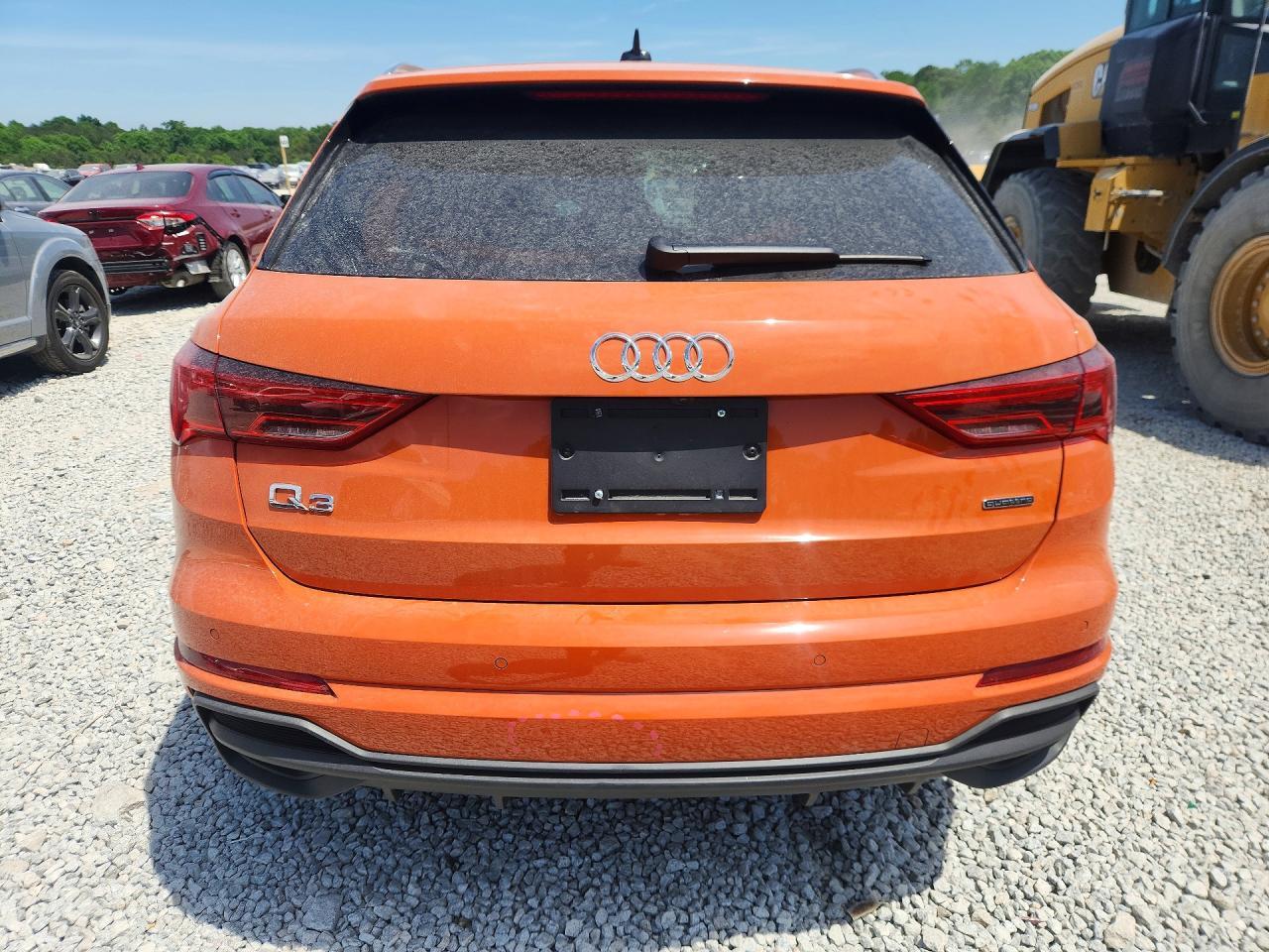 2025 Audi Q3 Premium Plus S Line 45 - zdjęcie 6