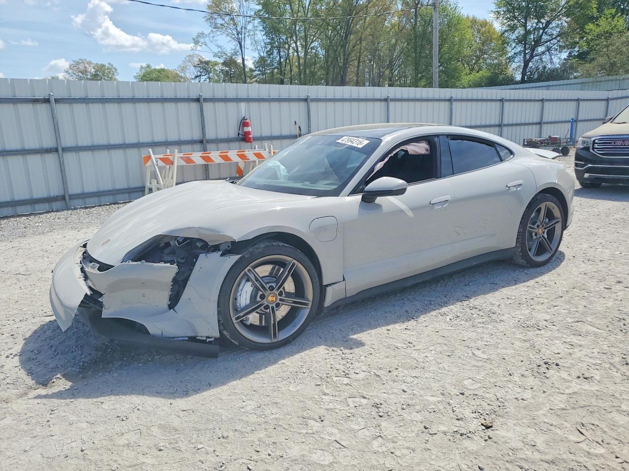 2024 Porsche Taycan - zdjęcie główne