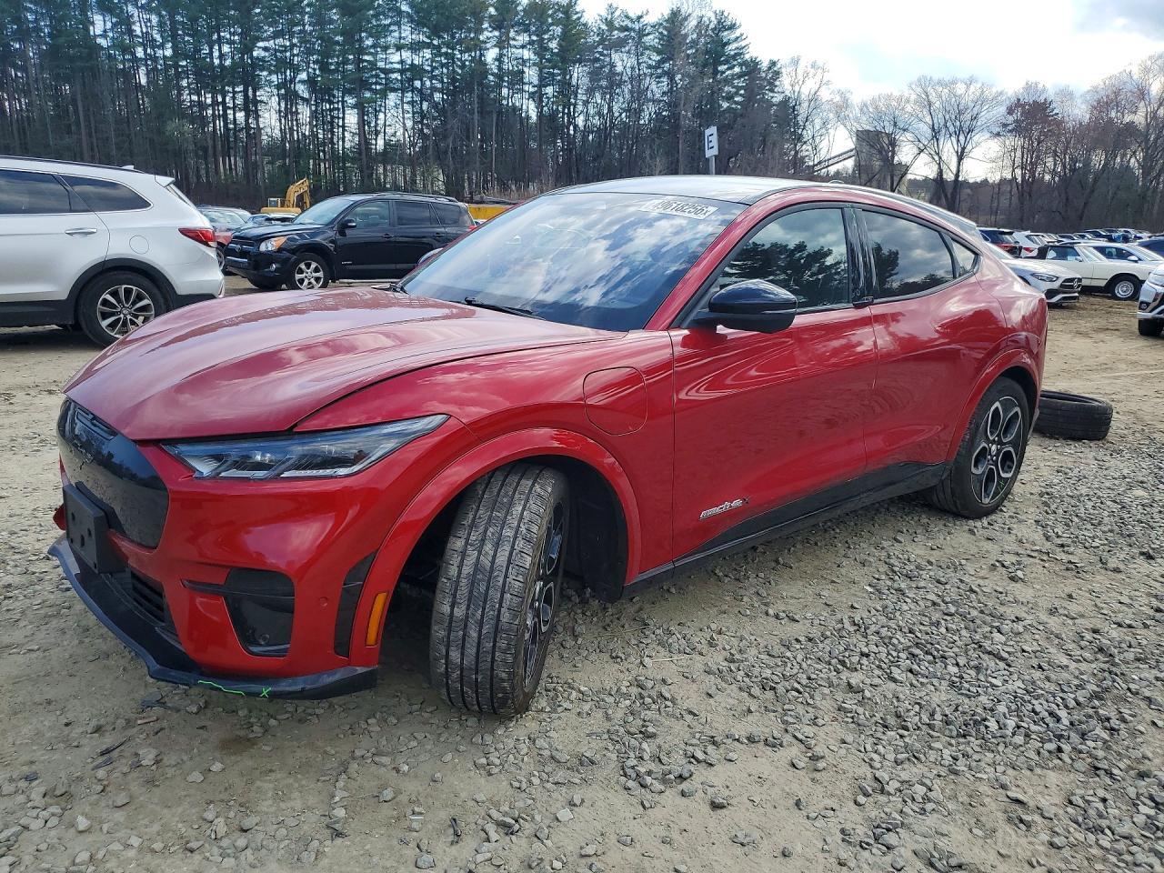 2023 Ford Mustang Mach-E Gt - zdjęcie główne