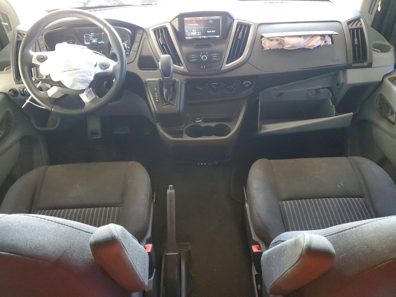 2015 Ford Transit - zdjęcie 8