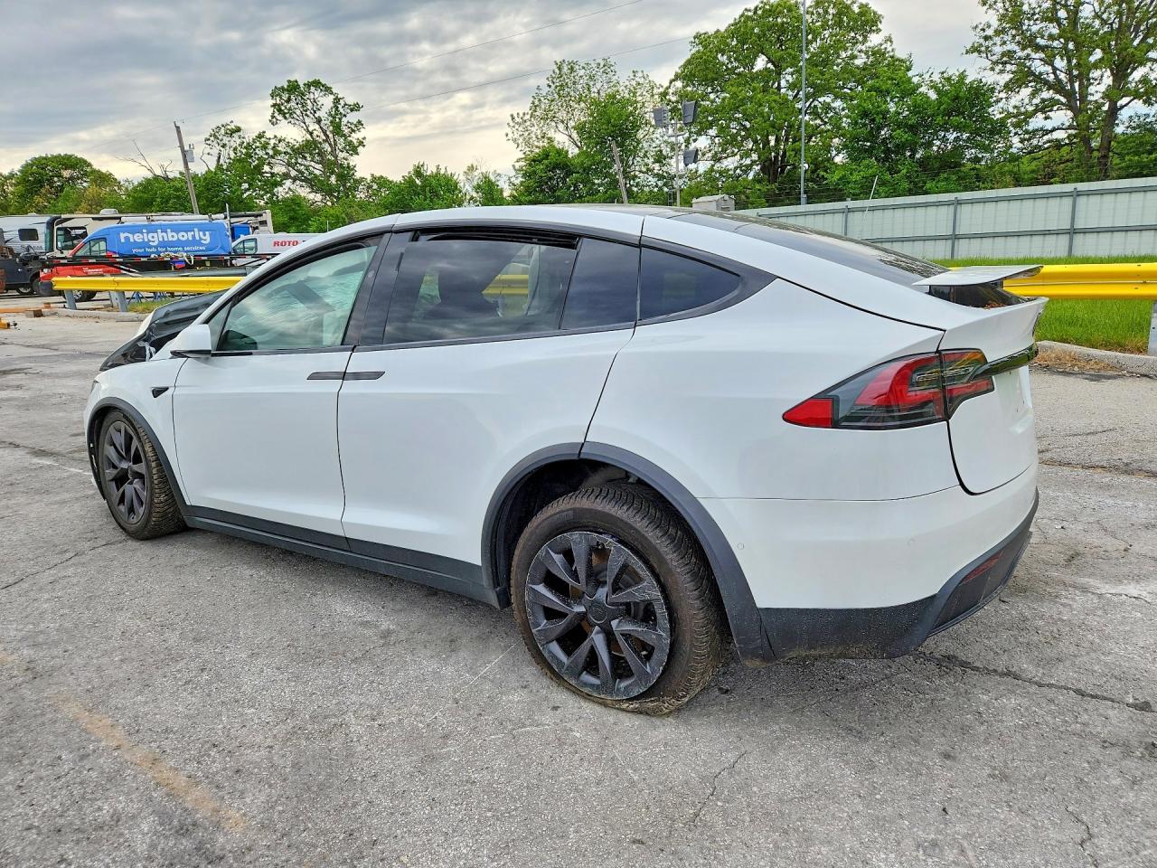 2022 Tesla Model X - zdjęcie 2
