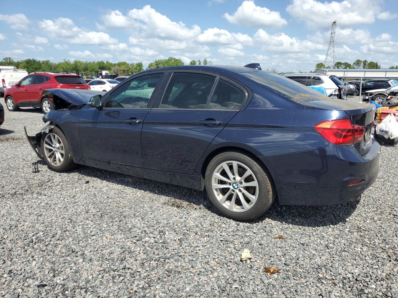 2017 BMW 320 I - zdjęcie 2