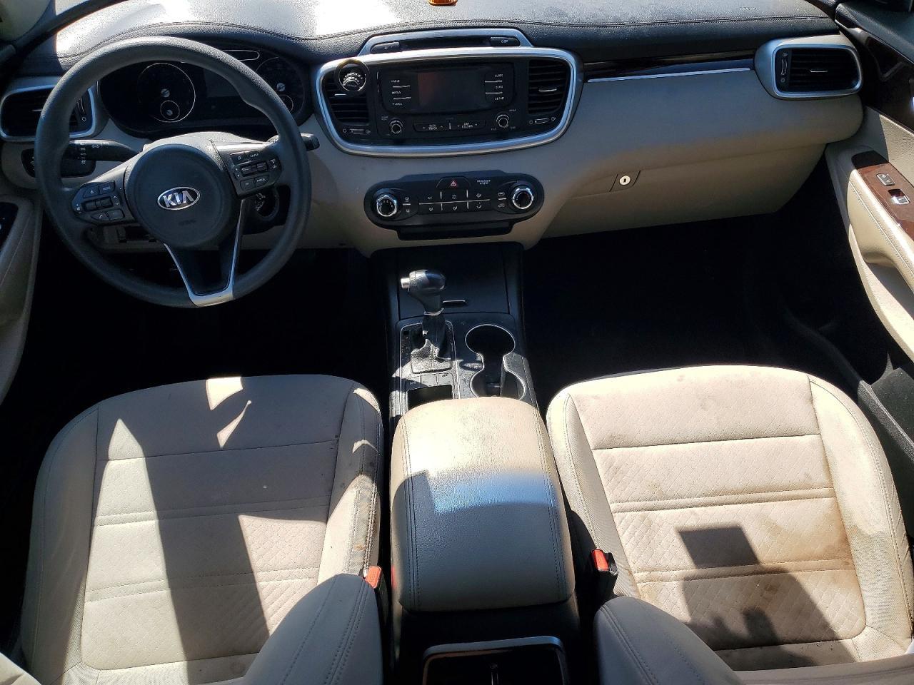 2017 Kia Sorento Lx V6 - zdjęcie 8