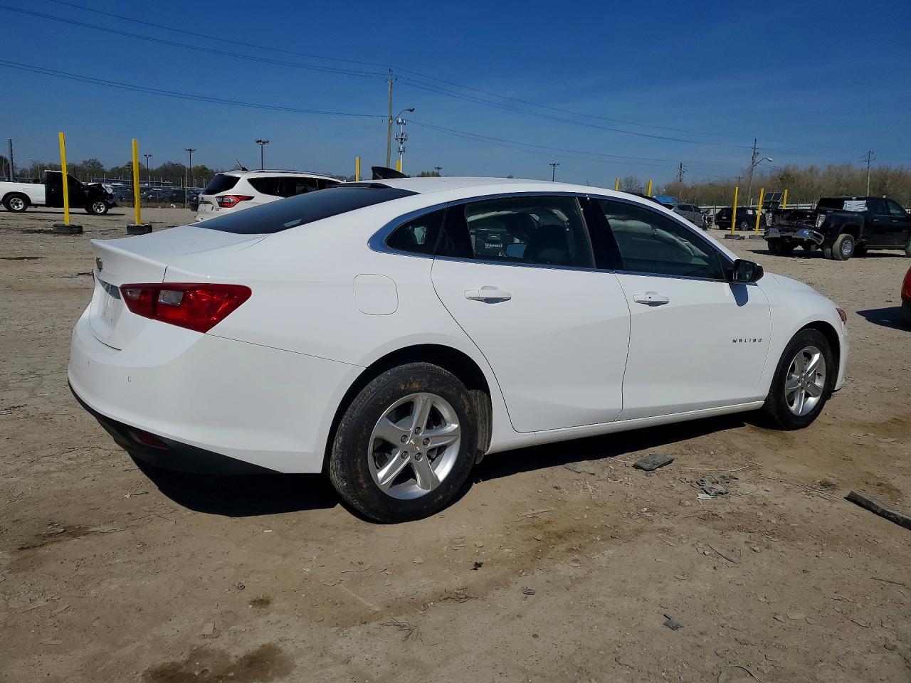 2024 Chevrolet Malibu Ls - zdjęcie 3