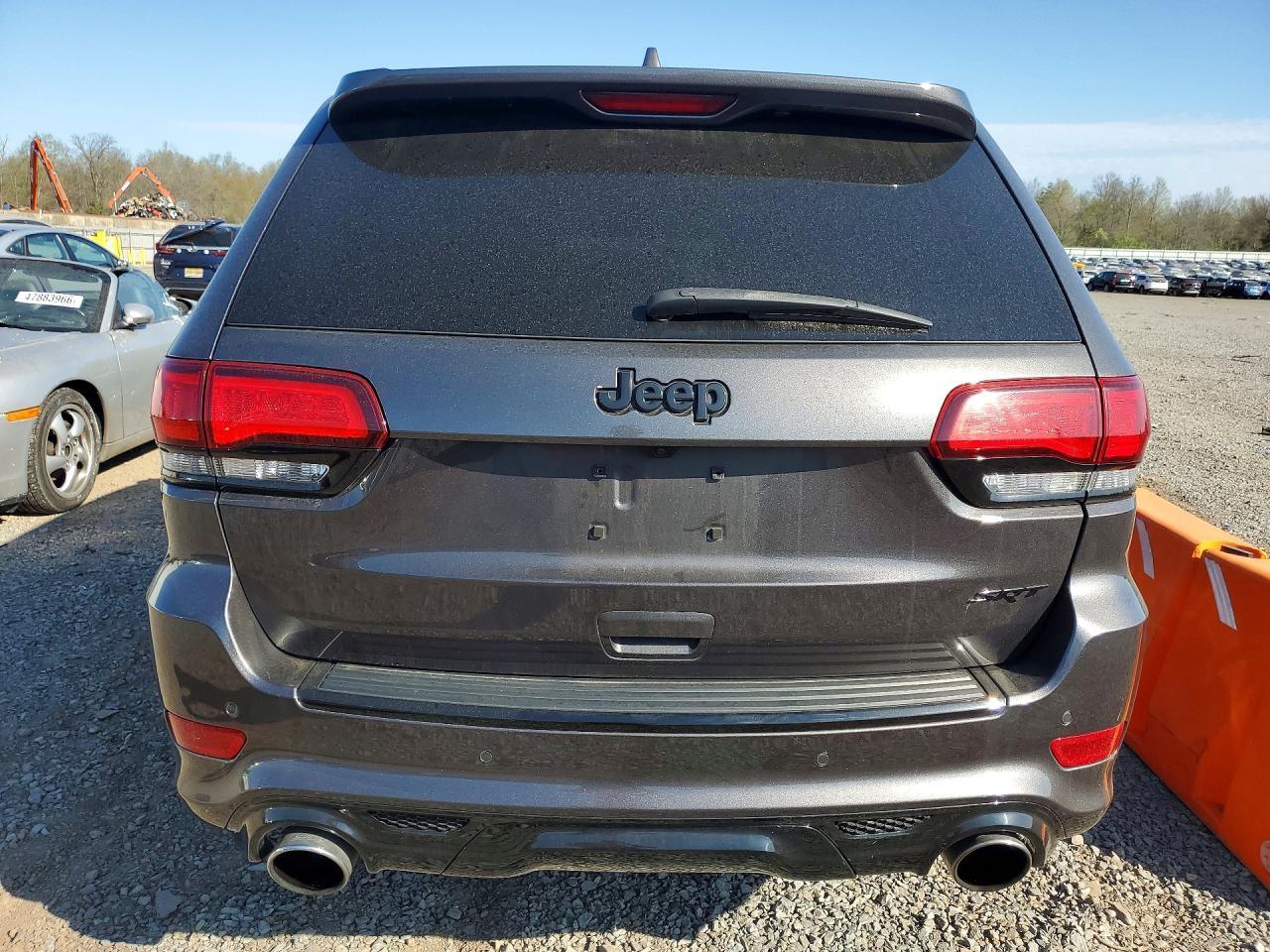 2021 Jeep Grand Cherokee Srt-8 - zdjęcie 6