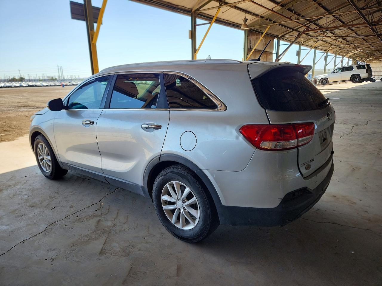 2017 Kia Sorento - zdjęcie 2