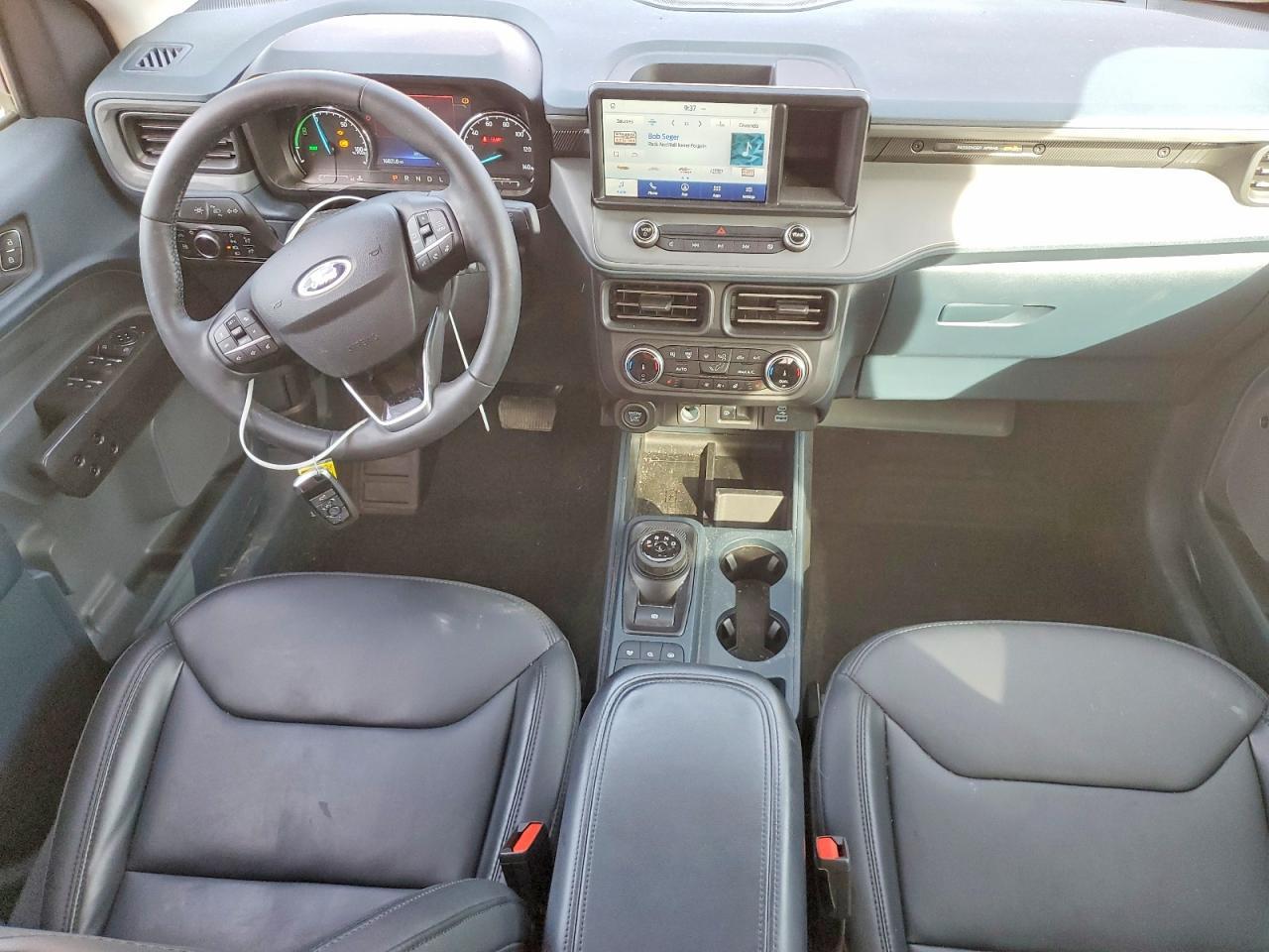 2024 Ford Maverick Lariat - zdjęcie 8