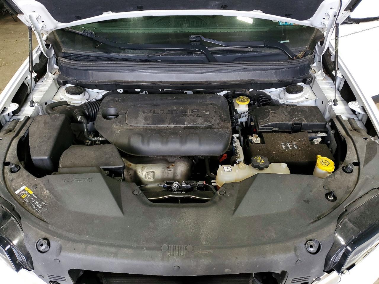 2021 Jeep Cherokee Latitude - zdjęcie 12