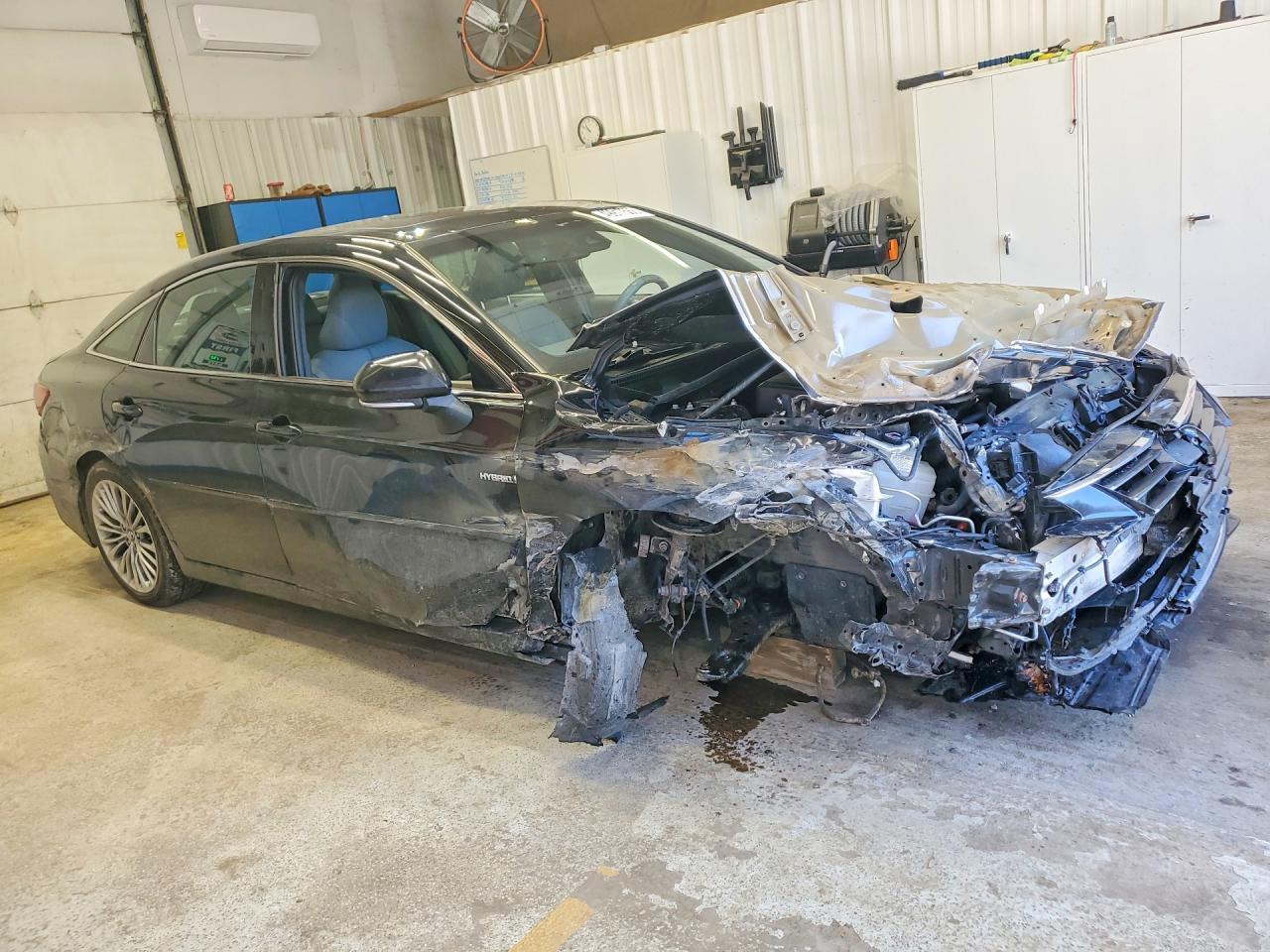 2019 Toyota Avalon Hybrid Limited - zdjęcie 4