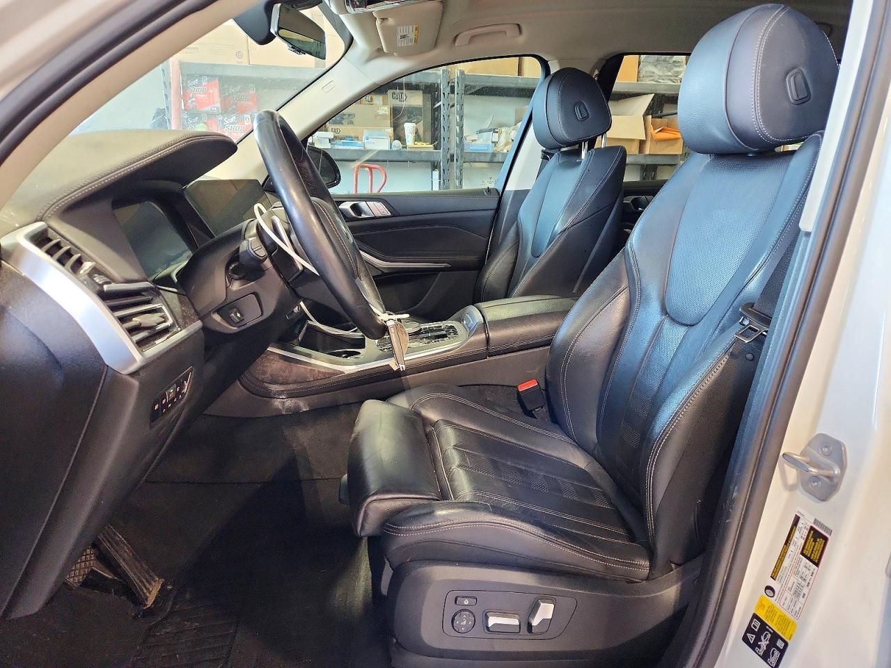 2020 BMW X7 xDrive40I - zdjęcie 7